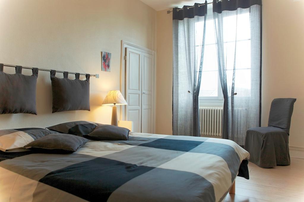 Comme A La Maison Bed and Breakfast Tours-sur-Marne Habitación foto