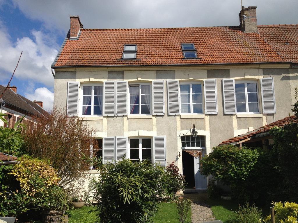 Comme A La Maison Bed and Breakfast Tours-sur-Marne Exterior foto