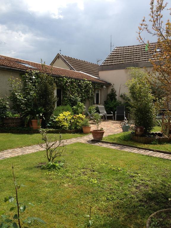 Comme A La Maison Bed and Breakfast Tours-sur-Marne Exterior foto
